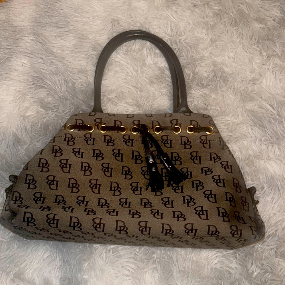 Dooney&Burken hand bag